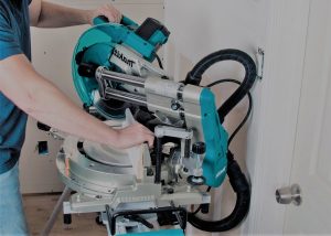 Makita Sliding Compound Miter Saw with Laser 